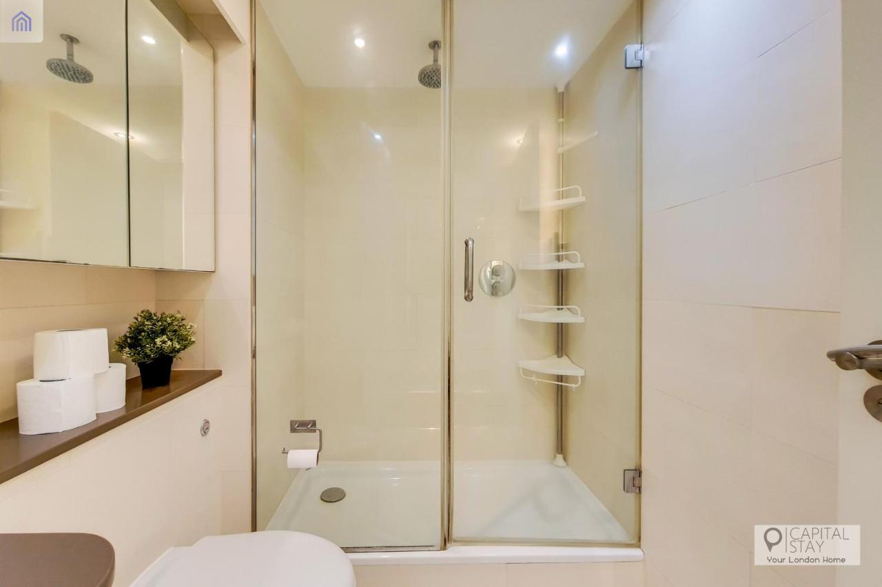 Two Bedroom Apartment - London Excel Stays Eksteriør billede
